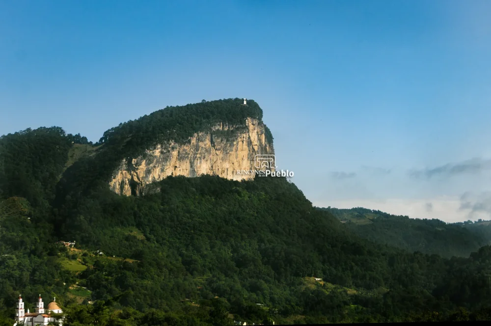 Cerro Cabezon Montaña sagrada de majestuosidad