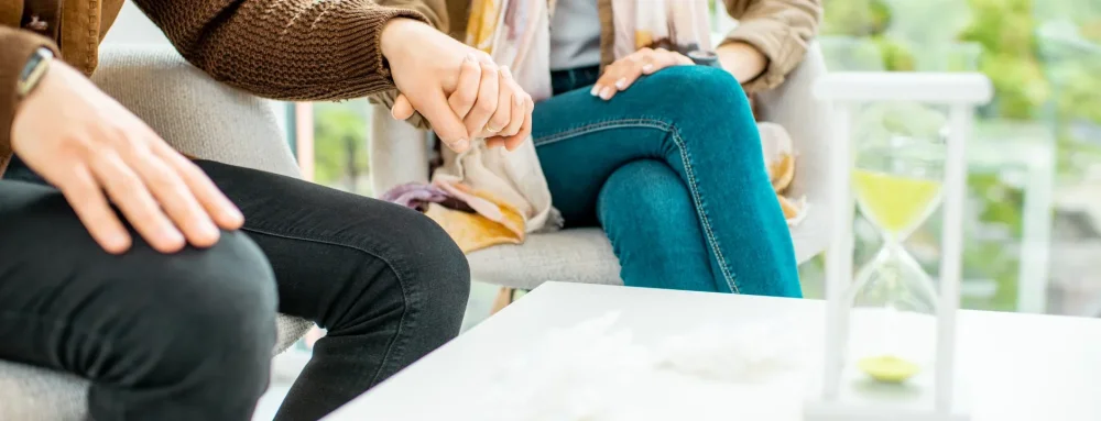 Equilibrio en terapia de pareja durante adopción