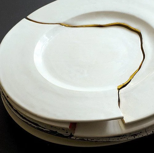 El Significado de un Plato Roto
