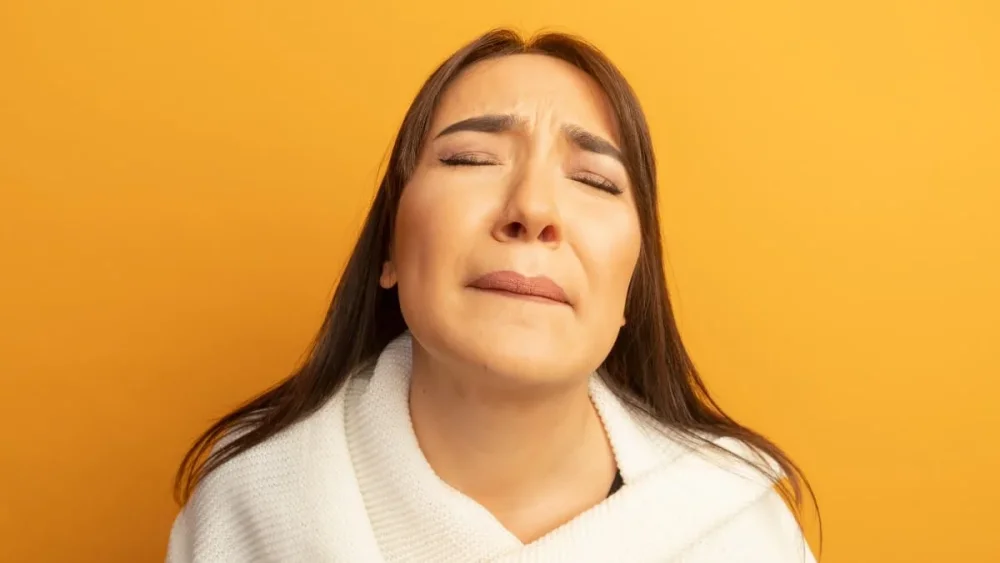 El significado de soñar que no puedes abrir los ojos