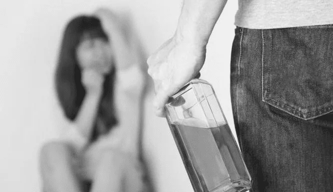 Vínculo entre agresividad y consumo de sustancias