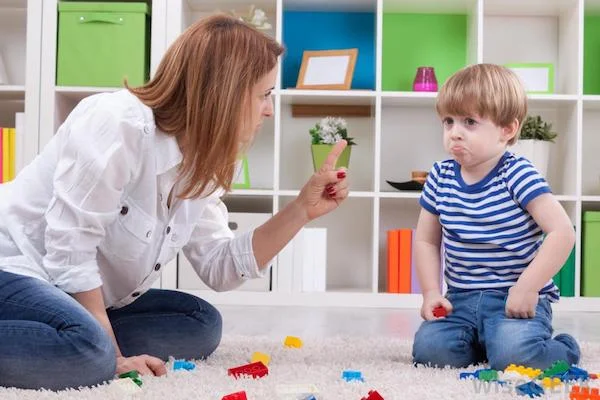 Estilo de crianza indulgente y comportamiento de niños