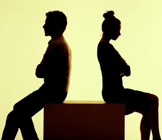 ¿Puedo echar a mi pareja de hecho de casa?