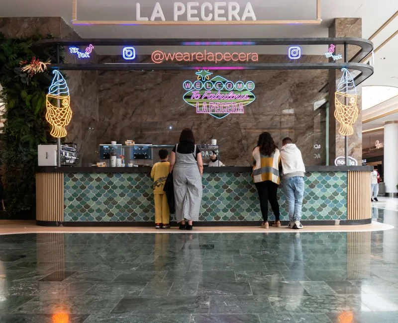 La Pecera Gran Plaza 2 Compras y entretenimiento ideales