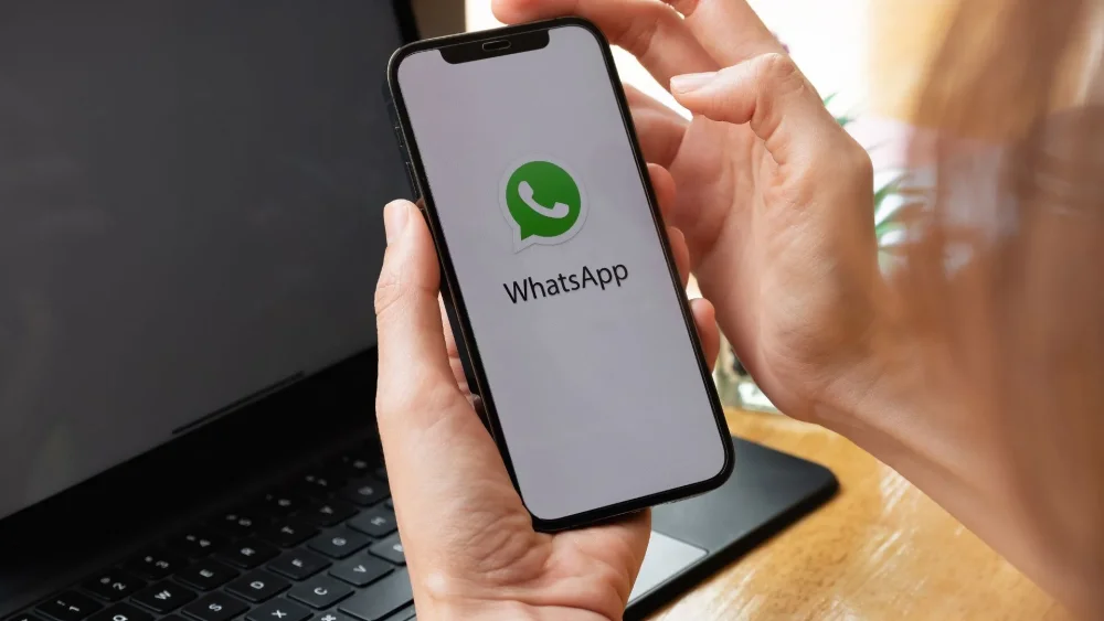 Privacidad violada ¿Qué hacer si tu pareja revisa WhatsApp?