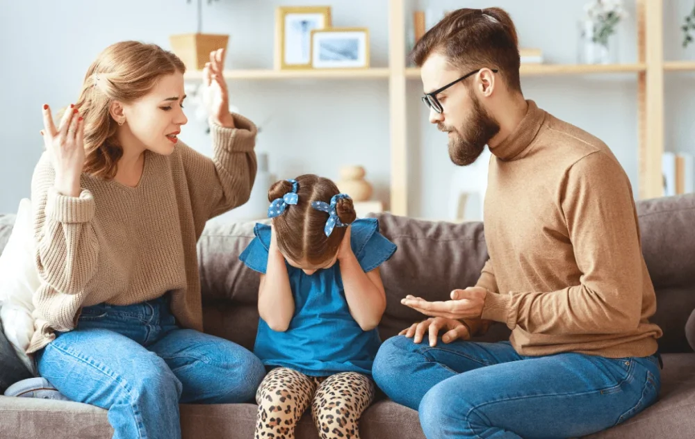 Fomentando comunicación abierta en relación post-divorcio