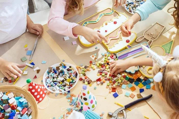 Estimulación temprana y comportamiento de aprendizaje