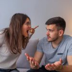 Cómo manejar discusiones con una pareja que grita