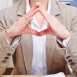Comunicación no verbal a través de las manos su poder