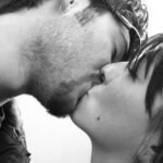El arte del beso masculino cómo saber si te desea