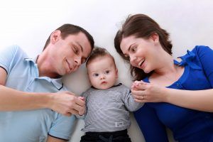 El vínculo emocional en terapia de pareja en adopción