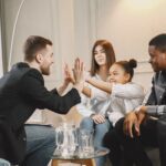 Felicidad familiar éxito en terapia de pareja y adopción