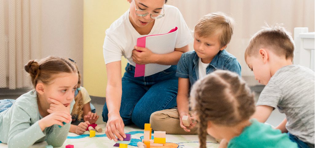 Optimización de estrategias de juego en terapia para niños