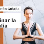 Terapia de relajación para manejar la envidia