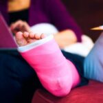 Soñar con una fractura de pierna significado